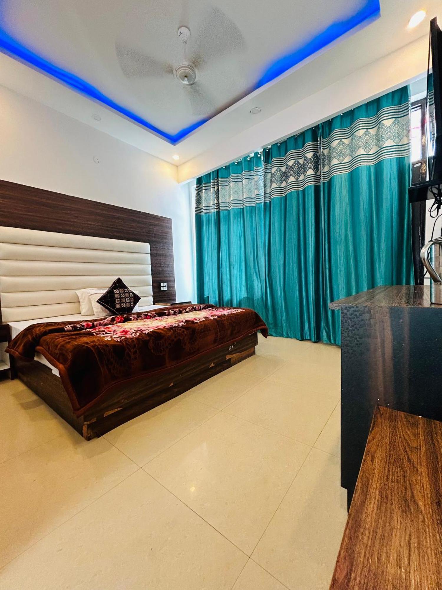 Rahul Hotel & Restaurant Mussoorie Luaran gambar